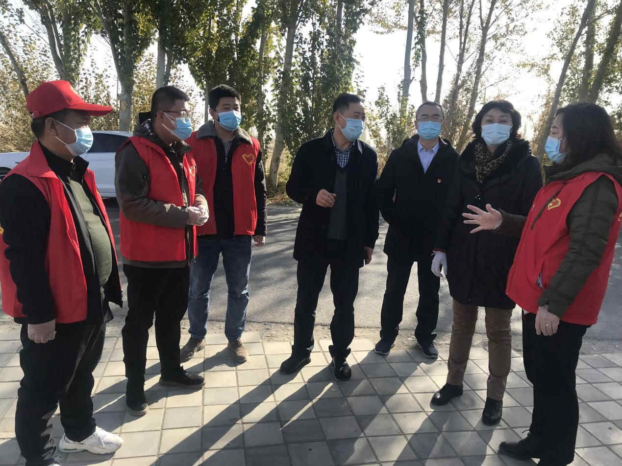 馬宗?？赐繂?wèn)疫情防控一線(xiàn)黨員職工