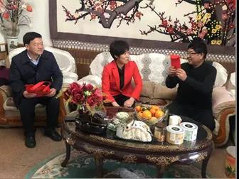 春節(jié)前夕酒泉市國資委領(lǐng)導看望慰問敦煌種業(yè)老干部老黨員、困難職工